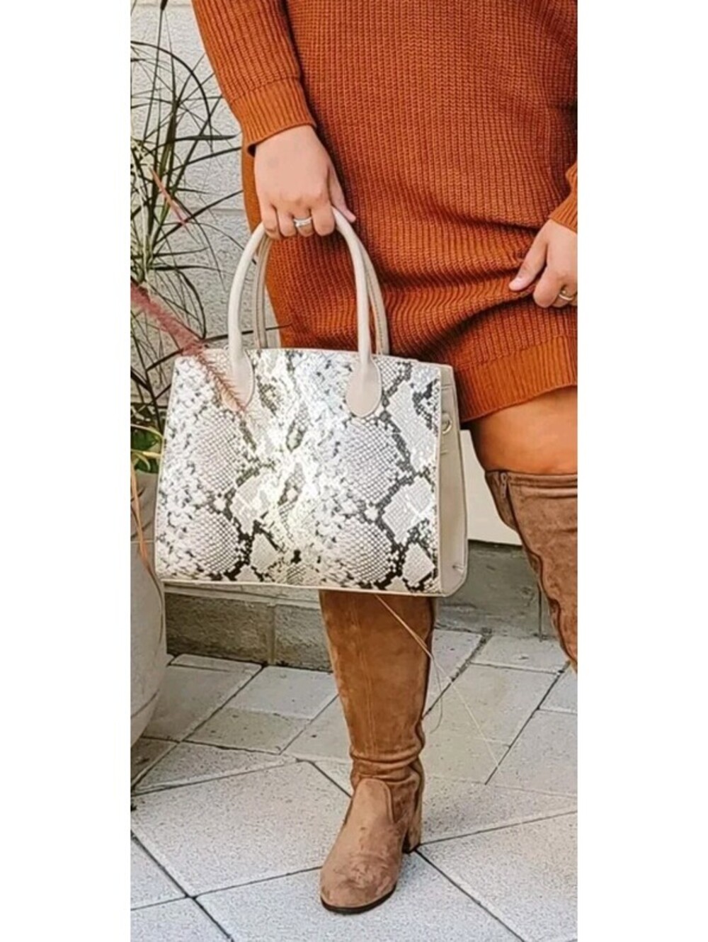 Glitzy Girlz leopard tote